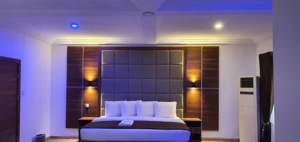 Presken Hotels @ アブジャ エクステリア 写真