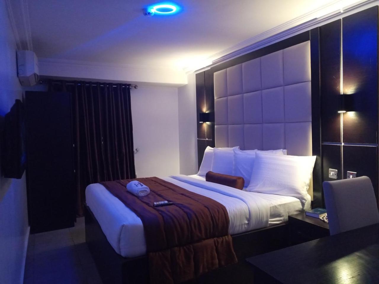 Presken Hotels @ アブジャ エクステリア 写真
